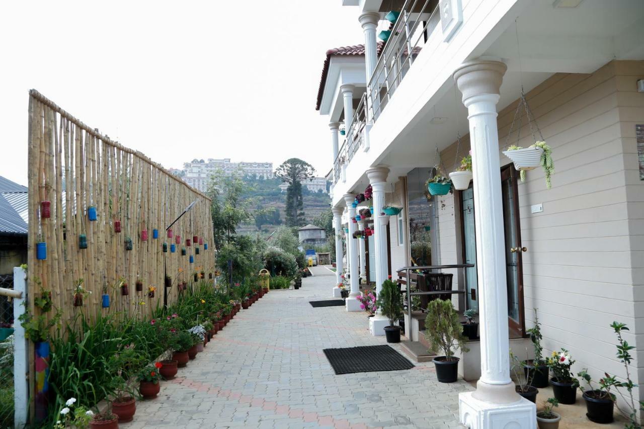 Paradise Perfect - Non Smoking Non Alcoholic No Unmarried Couples Ooty Exterior foto