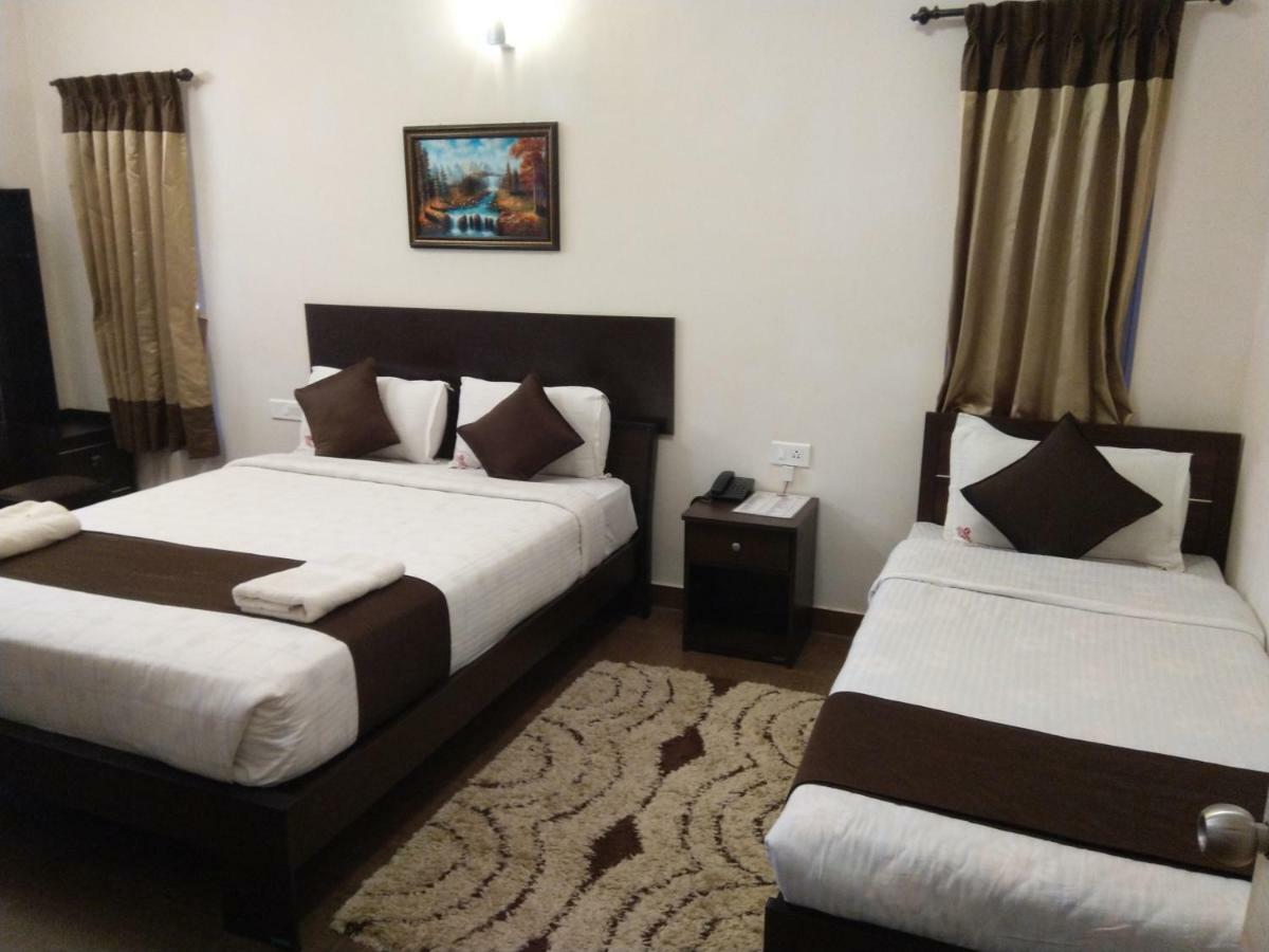 Paradise Perfect - Non Smoking Non Alcoholic No Unmarried Couples Ooty Exterior foto